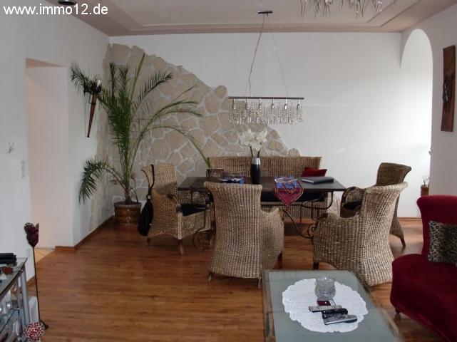 Wohnzimmer / Essplatz
