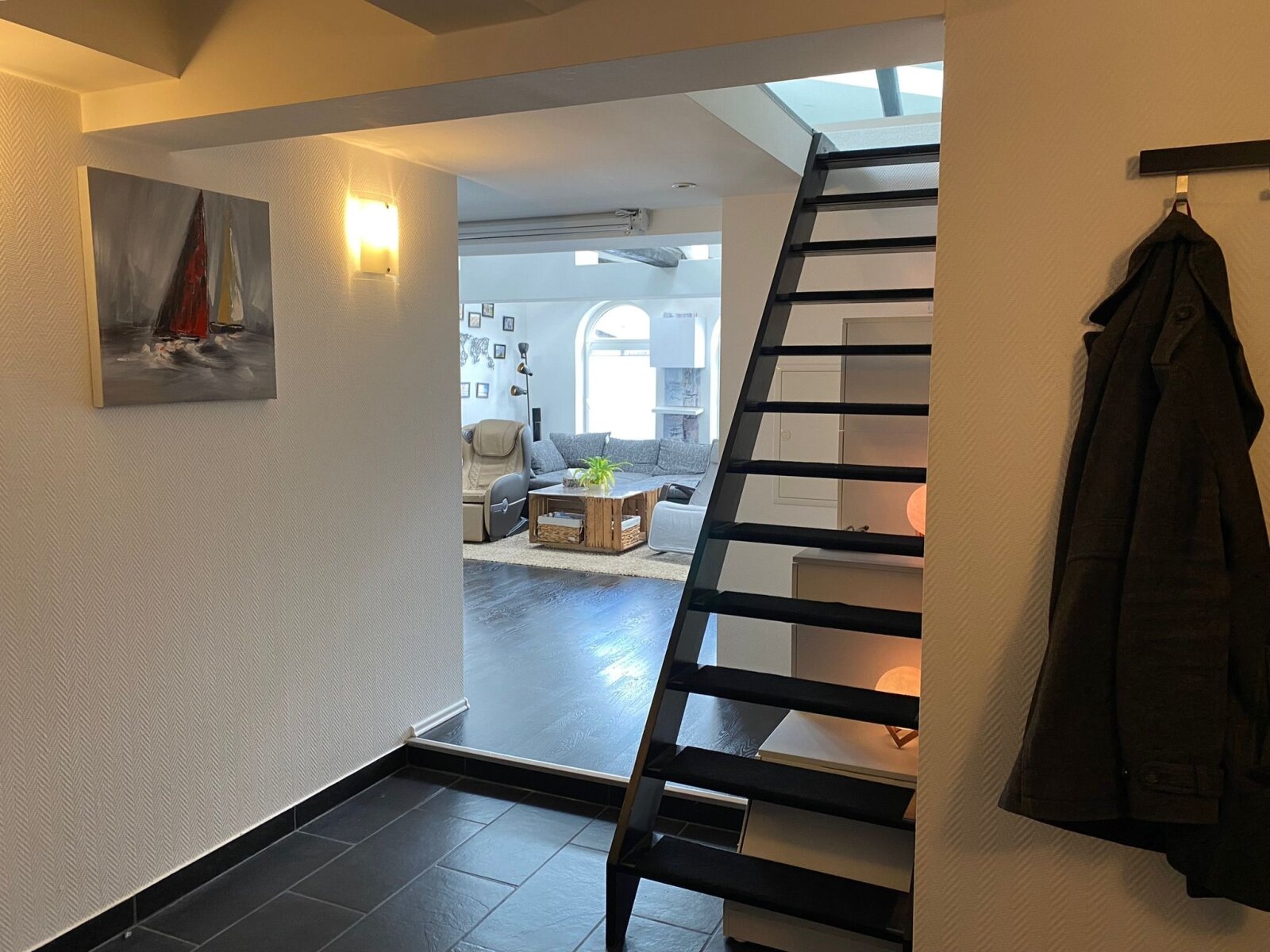 Aufgang zur Galerie